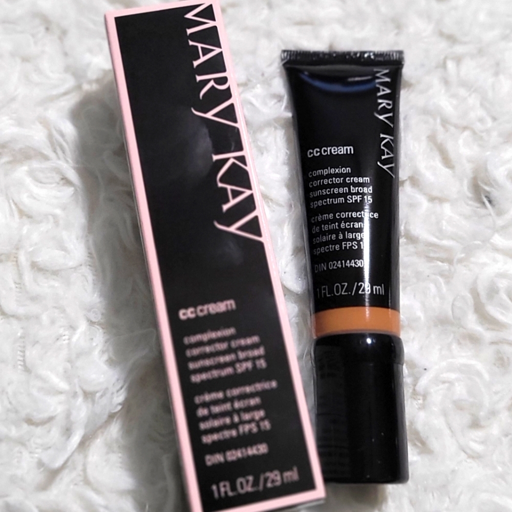 Mary Kay CC Cream Sunscreen Broad Spectrum SPF 15* (Deep)